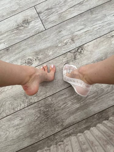 Ножки фут фетиш модели @Naitia_FeetGallery
